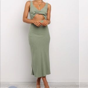 Petal and Pup Apollo Green Linen Dress Size US12